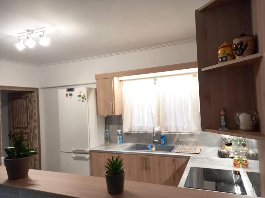 Άνετο Κεντρικό Διαμέρισμα Με 2 Υπνοδωμάτια Tripoli Exteriér fotografie